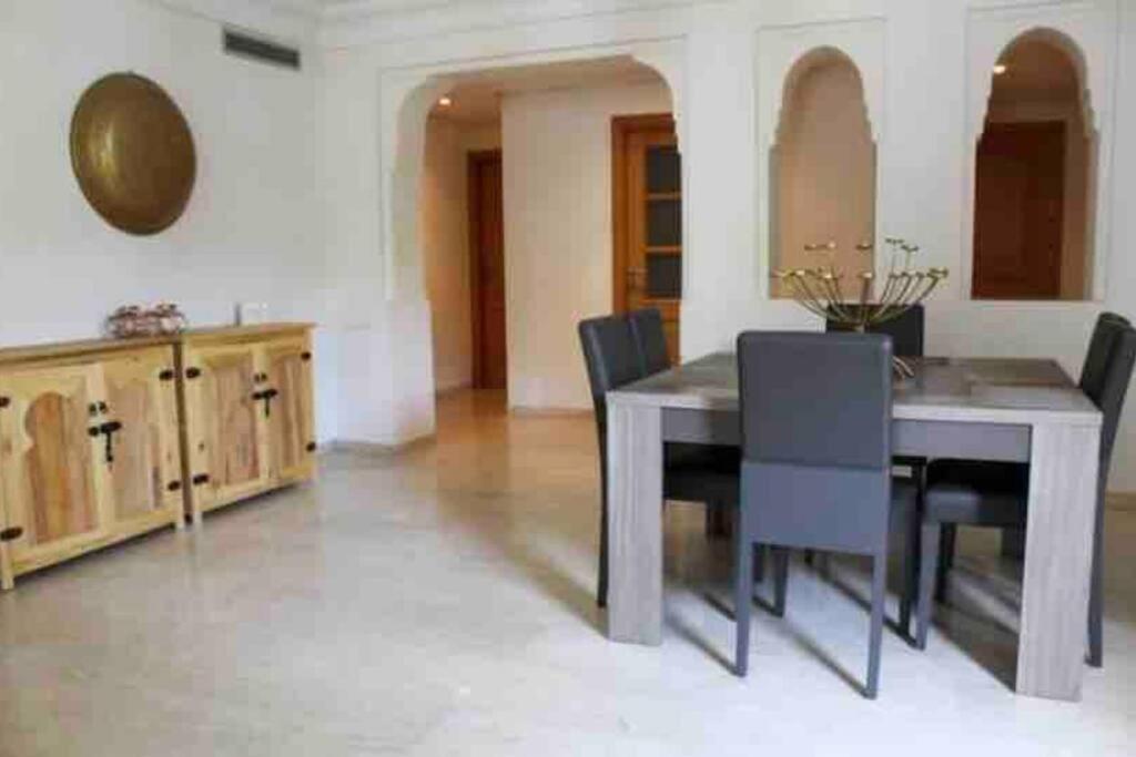 Magnifique Rez De Jardin A Agdal Appartamento Marrakesh
